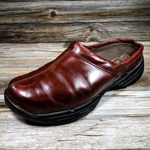 Pothia Ranier Brown Nurse Shoes Leather Mules 37